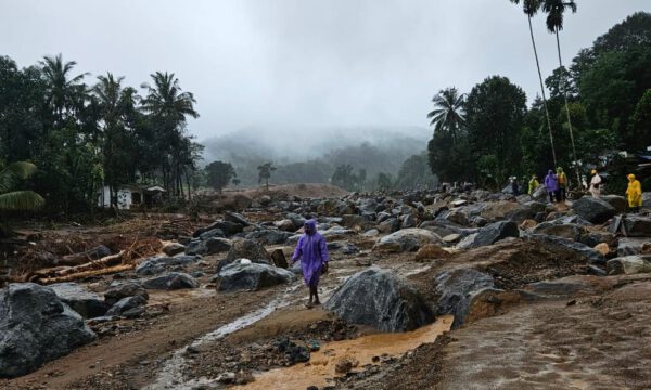 Nothilfe nach Erdrutsch in Kerala