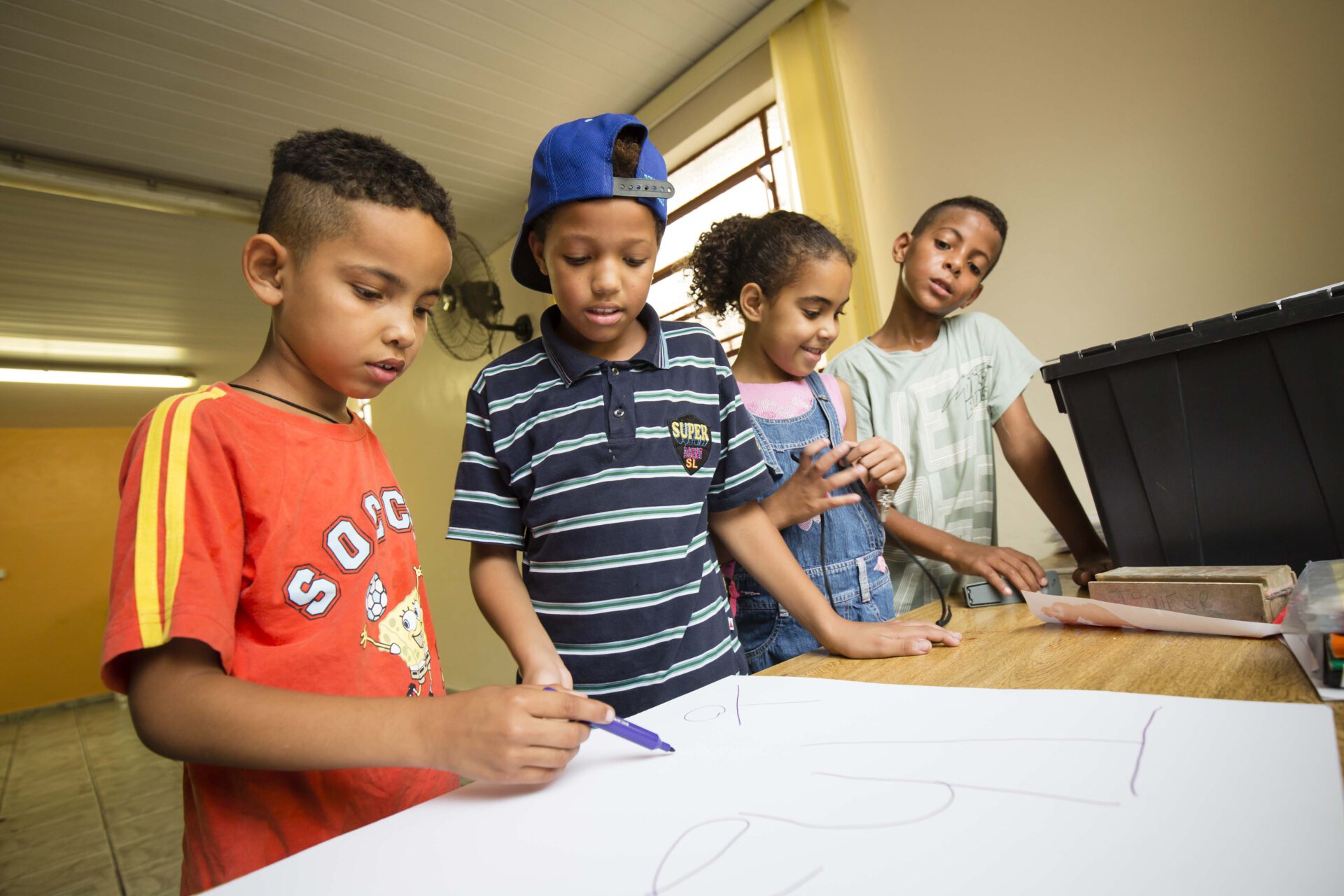 Brasilien Schulhilfe Kinder