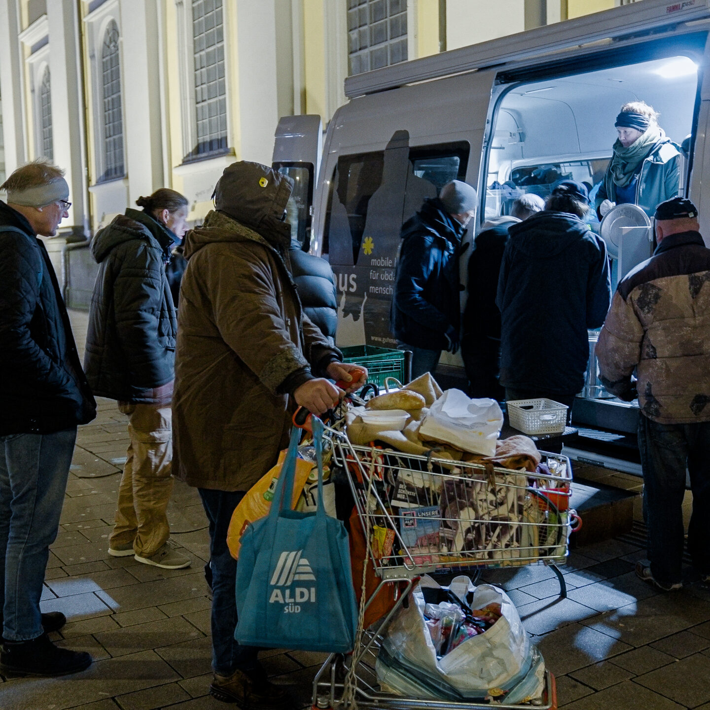 Obdachlosenhilfe Gutenachtbus Düsseldorf